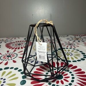 NWT Style Selections Mix and Match Geometric Wire Vanity Light Shade